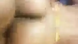 العاهرة ذات الأظافر الطويلة ألي نيكول تحب الجنس الشرجي الخشن والقذف الداخلي