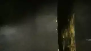 معجبة ممتلئة تستمني لمشهد إباحي لأخيها