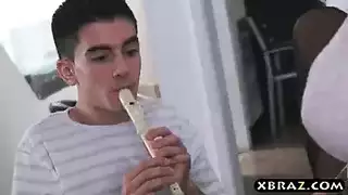 تدخين مع محترف: حركة صبي مراهق إباحية قاسية