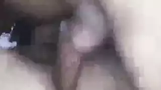 يملئ طيزها لبن