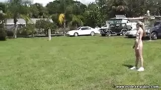 وجهة نظر الجنس مع كوري لو بينما تحدق مباشرة في عدسة الكاميرا