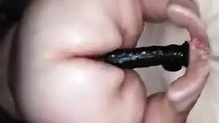 bbw كس في سن المراهقة و cums في جميع أنحاء دسار كبير