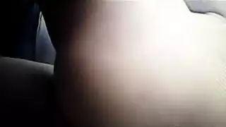 قضيب نجم إباحي يدخل بظر الجميلة الشاحبة المنتفخ