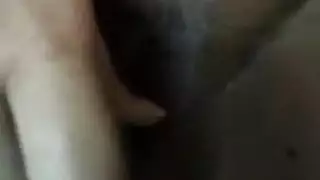 مهبل نادية يُضخ بالخيار، مستعد للجنس الحقيقي