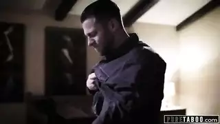 اخي نيك اخته الصغيرا من الخلف