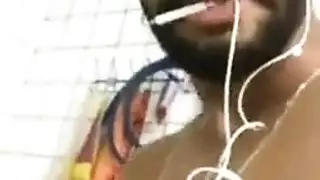 راقصة ترانس مثيرة تأخذ عدة قذفات