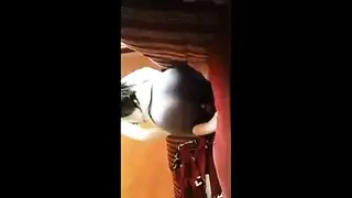 دردشة إباحية مع لاتينية مثيرة – تظهر فرجها المبلول