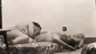 كوبل عربي كلاسيكي في فيلم إباحي: مص عميق وجنس عنيف