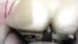 خائنة مصرية تصرخ من المتعة أثناء جماع قاسي مع الصديق