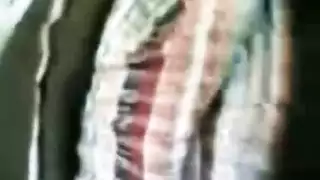 سكس عربي عنيف: نيك في الفم وقذف داخل مهبل عاهرة ريف مصرية