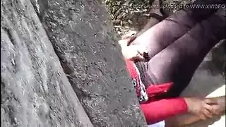 تصوير خفي: شاب عربي يمارس الجنس معها بعمق في الغابة