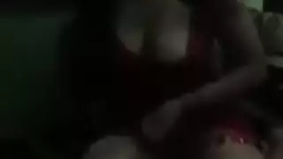 فضيحة بورن: عاهرة مغربية تتوق لقضيب كبير