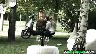 ضرب فرج عاهرة متلهة رطب