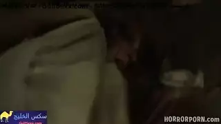 جنس قاسي أثناء اقتحام المنزل: يدك كسها الضيق بلا رحمة