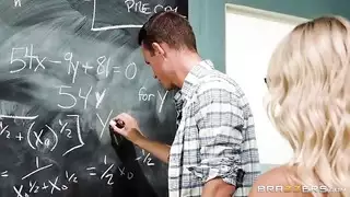 مراهق يضرب فم وفرج معلمته الناضجة