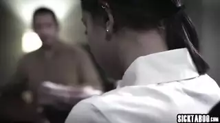 الأم تغتصب ولدها