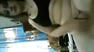 جلسة إباحية فردية: مجموعة من النساء العربيات الشهوانيات