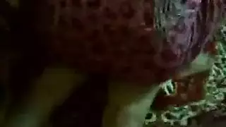 نساء جميلات كبيرات: جنس سحقي مكثف في المنزل