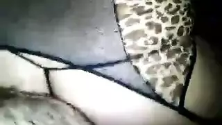 قضيب كبير يضرب فتحة شرج لاتينية مثيرة