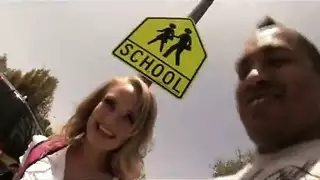 منقوعة في منتجات الألبان والسائل الأنثوي