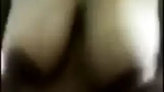 مشهد بورن كاوبوي تركب عليه وتأخذ بذرته