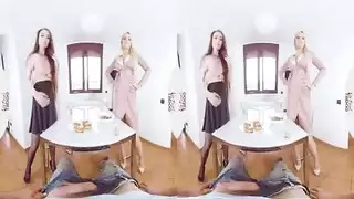 سكس واقع افتراضي مع بنت جميلة هيجانه بتمص زبر