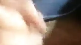 حركة ذكورية شديدة: مني يطير في كل مكان