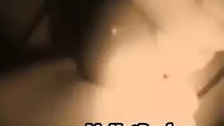 سمح لي أعز أصدقائي أن أقذف بزوجته بينما كان في العمل الإباحية