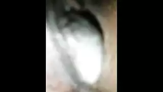 العاهرة الممتلئة تسأل: هل أنا سمينة بما يكفي لأخذ حمولتك؟