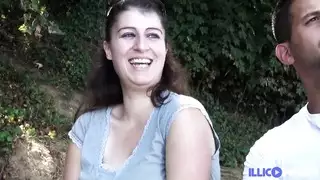 أم حامل تحصل على جلسة تدريب شخصي قوية