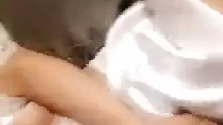 هواة ممتلئة الجسم تمص وتنك في مشهد إباحي جامح مع تمديد الفتحات