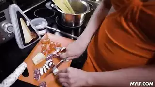 نساء أكبر يتبادلن لحس الفرج فيديو غير خاضع للرقابة