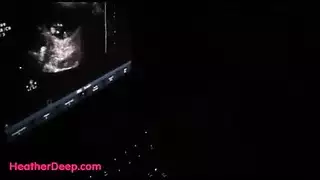 أول قذف على الوجه قبل أن تصبح نجمة إباحية مليئة بالمني