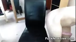 ألمانية تسيطر على رجل سريلانكي في شريط جنس عنيف