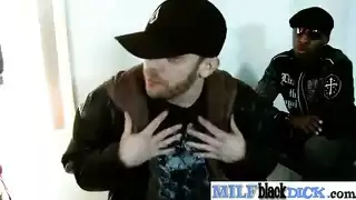 قذف شرجي بدون واقي للزوجة الشقية المجاورة