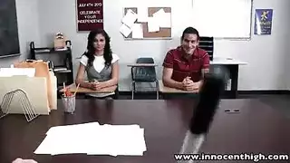 فلم سكس المدرسة في الفصل