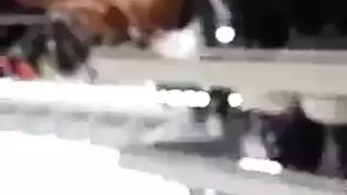 مس كسها تحت الطربيزه