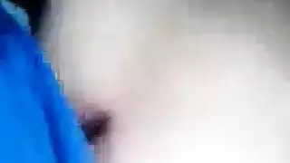 مراهقة روسية تحصل على قضيب ضخم وهزة جماع قوية