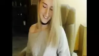 شرموطه كاتبه علي جسمها عايشه