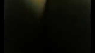 صديقين ينيكون قحبة في حديقة