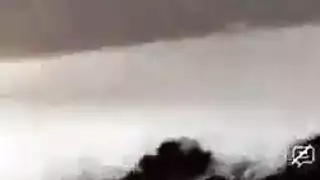 آسيوية بمؤخرة مشعرة تُدك بقضيب صلب كالصخر