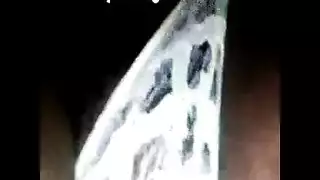 نيج المرأة الناضجه السوداء عنيف