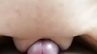 تحك كسها الحيط