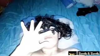 قزم صغير ساذج يُستعمل في جنس شرجي قاسٍ