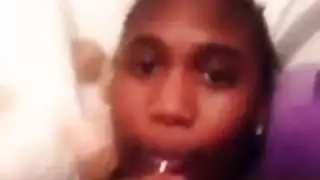 مراهق مثار يتوق لعملية جنسية ثلاثية صارخة