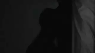 سكس منتصف الليل: هاوي يضرب كسها الأسود المبلول