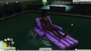 أورجية فوتاناري في قصر سيمز 4: إباحية صريحة