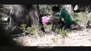 تحت الشجرة عرب