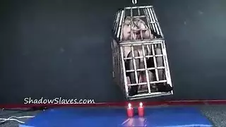 لعب عبودي قاسي مع شركاء مسيطرين ناضجين