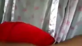  مراهقة شقراء تئن أنا أبلغ الذروة خلال مشهد إباحي